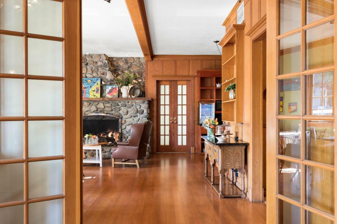 The Hotel La Conner